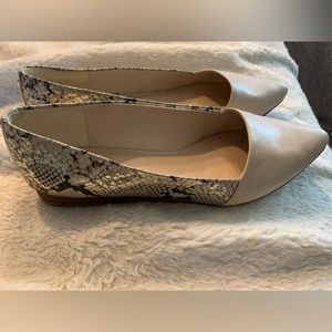 Aldo size 10 flats . In excellent condition. Worn twice.